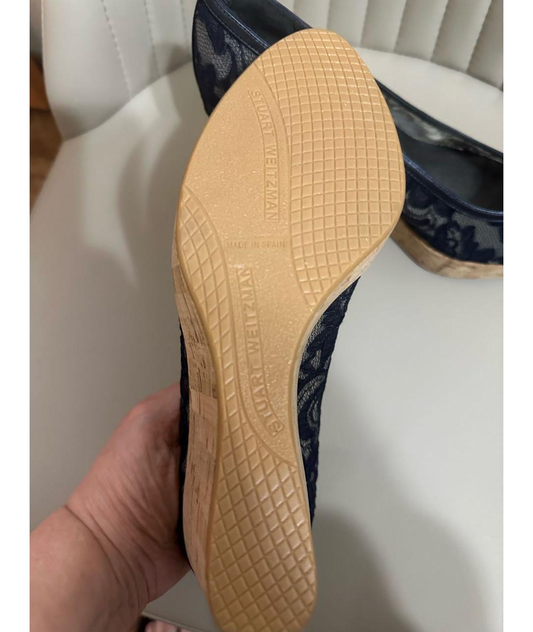 STUART WEITZMAN Темно-синие текстильные туфли, фото 5