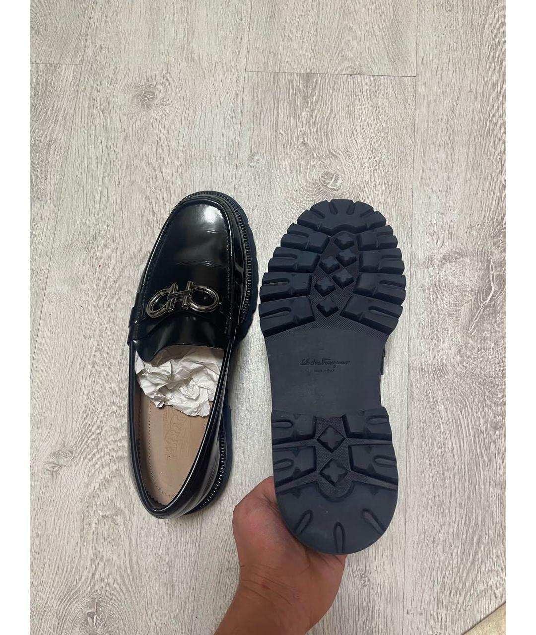 FERRAGAMO Черные кожаные лоферы, фото 3