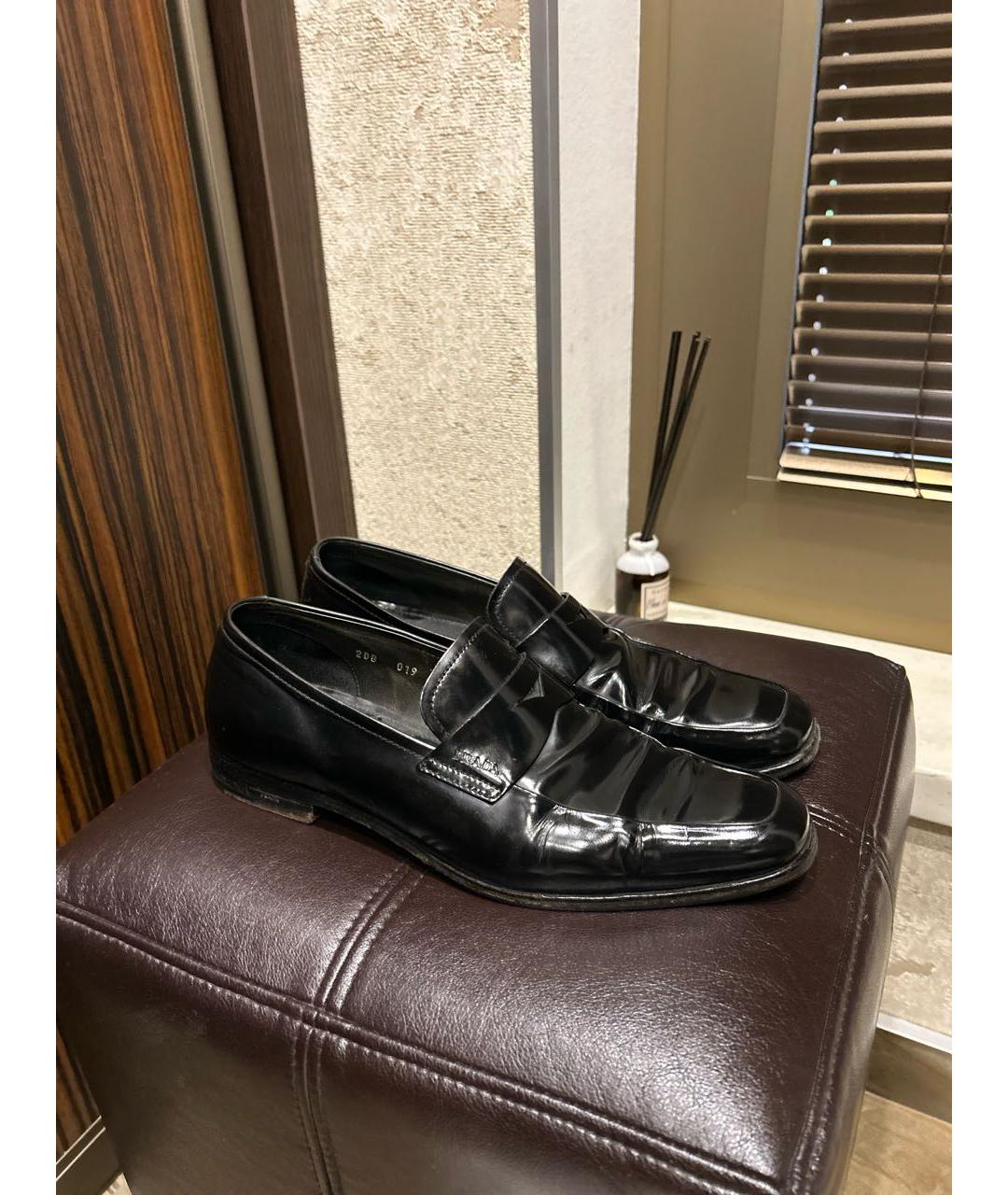 PRADA Черные туфли из лакированной кожи, фото 2