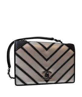 CHANEL Сумка через плечо