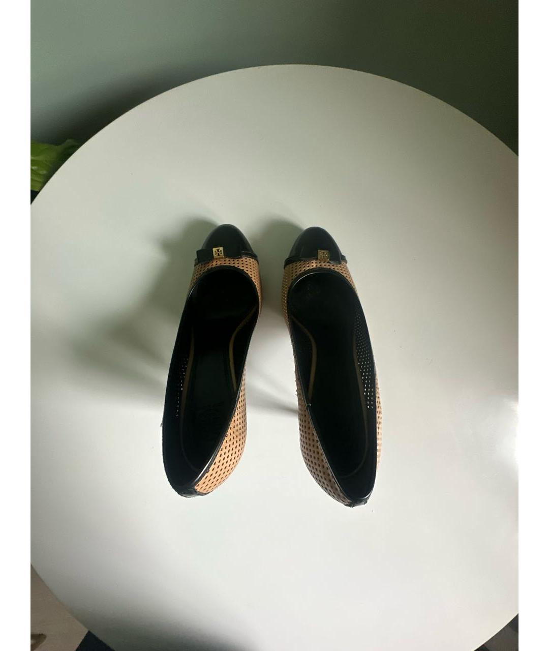TORY BURCH Бежевые кожаные туфли, фото 3
