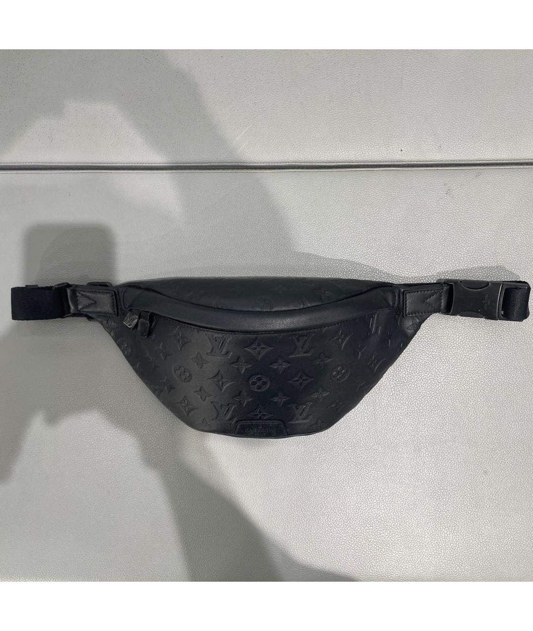 LOUIS VUITTON Черная кожаная поясная сумка, фото 7