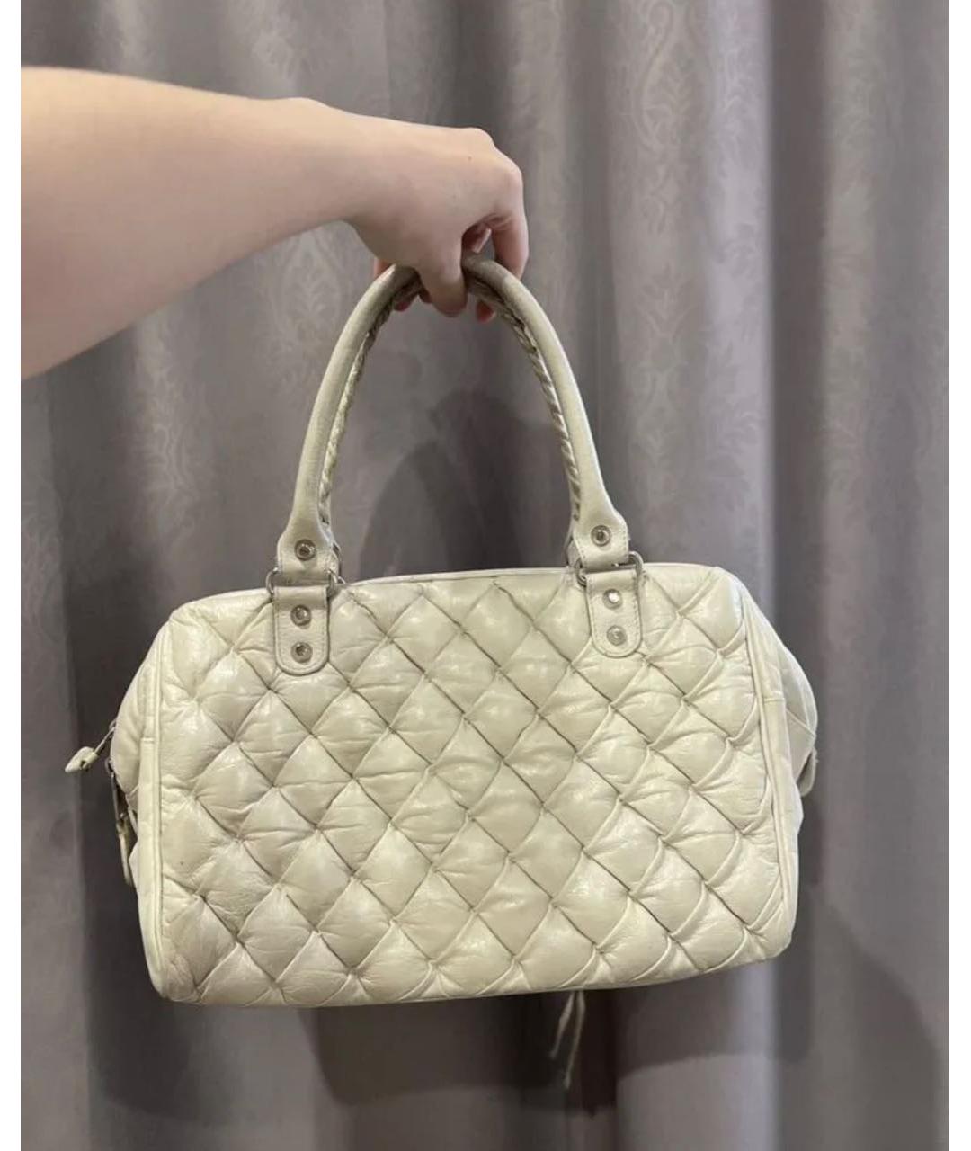 BALENCIAGA Белая кожаная сумка с короткими ручками, фото 3