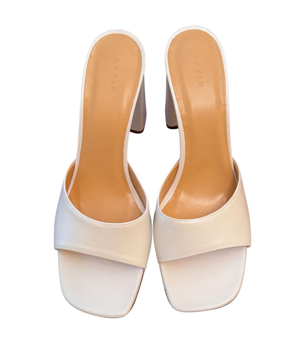 BY FAR Белые кожаные мюли, фото 2