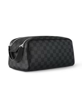 LOUIS VUITTON Косметичка