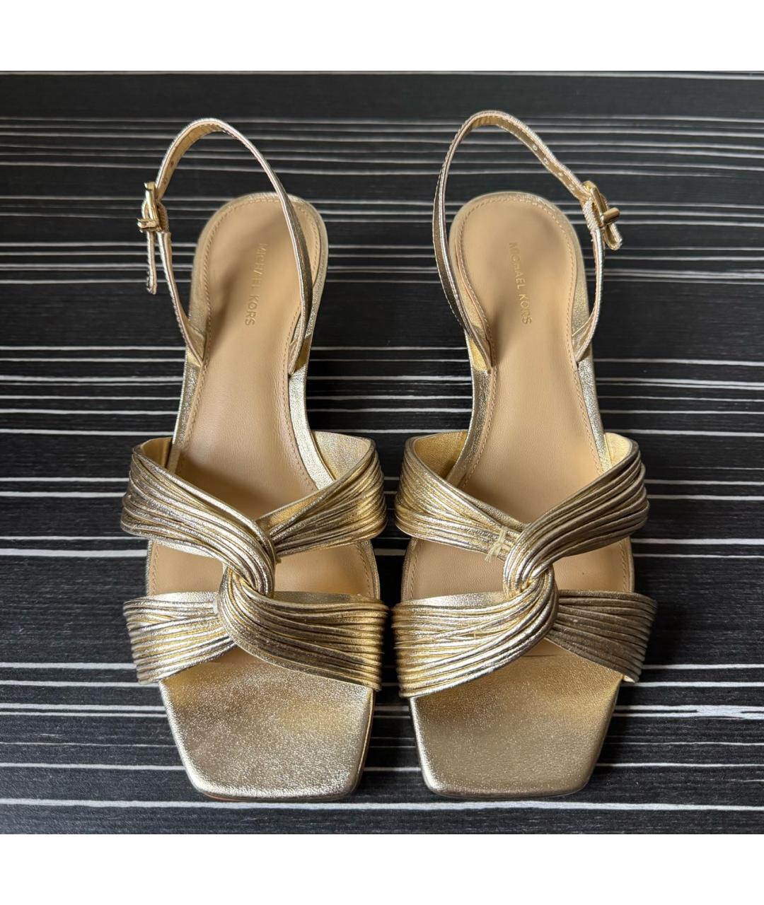 MICHAEL KORS Золотые кожаные туфли, фото 3