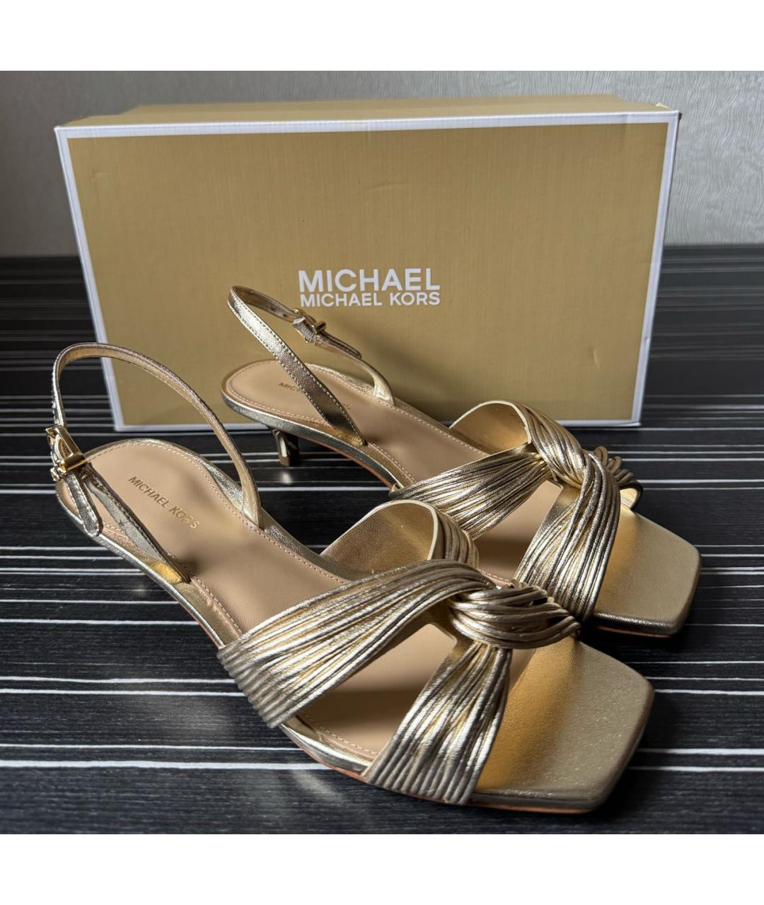 MICHAEL KORS Золотые кожаные туфли, фото 7
