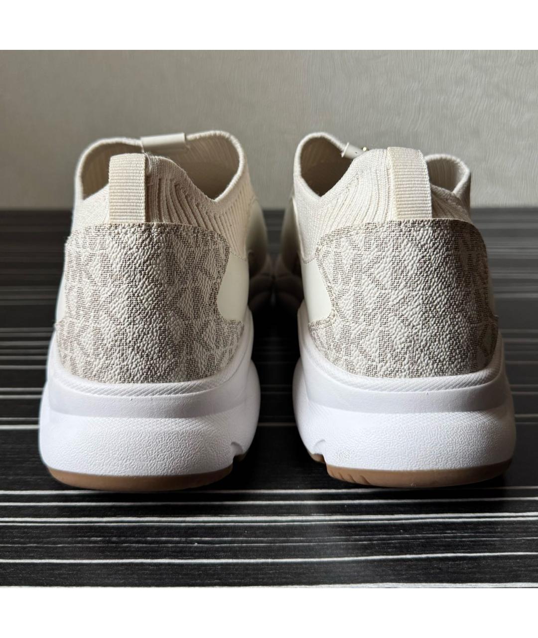 MICHAEL KORS Бежевые кожаные кроссовки, фото 5