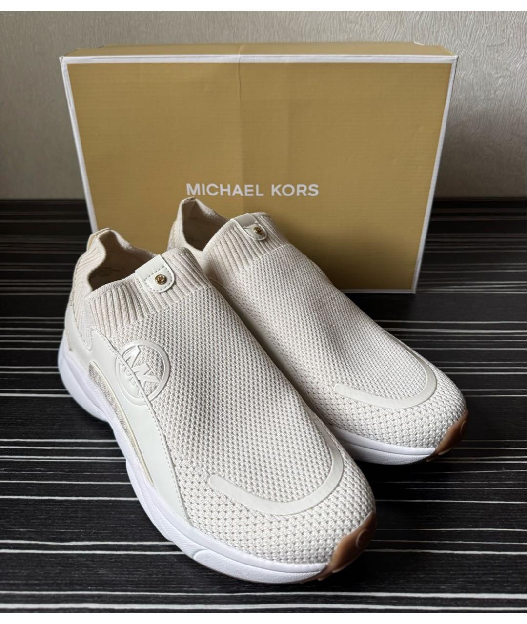 MICHAEL KORS Бежевые кожаные кроссовки, фото 7