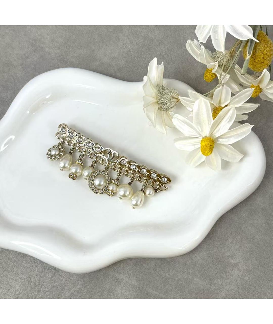 CHANEL Золотая металлическая брошь, фото 3