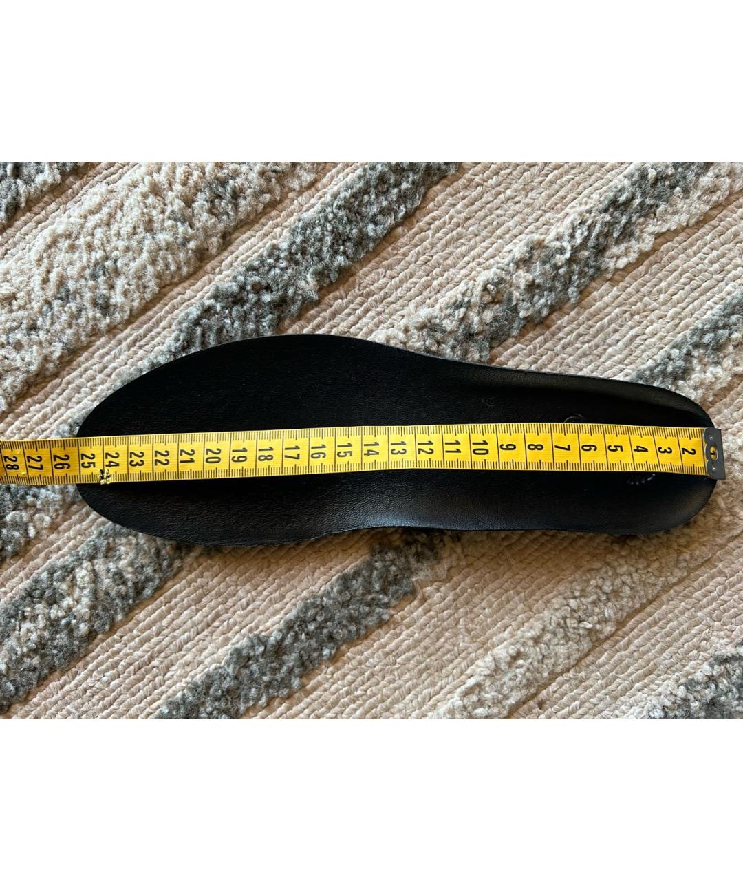 CHANEL Черные кроссовки из экзотической кожи, фото 5