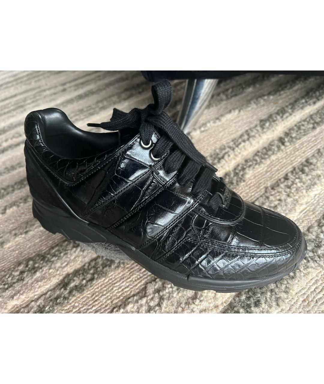 CHANEL Черные кроссовки из экзотической кожи, фото 9