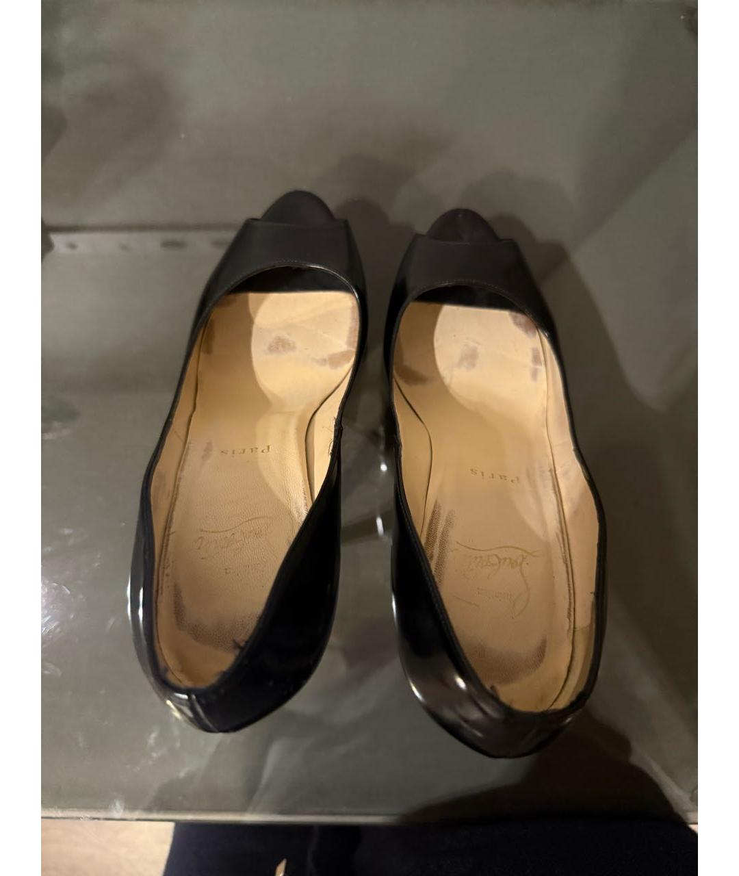 CHRISTIAN LOUBOUTIN Черные туфли из лакированной кожи, фото 3