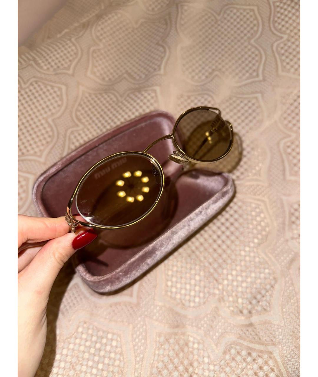 MIU MIU Золотые металлические солнцезащитные очки, фото 6