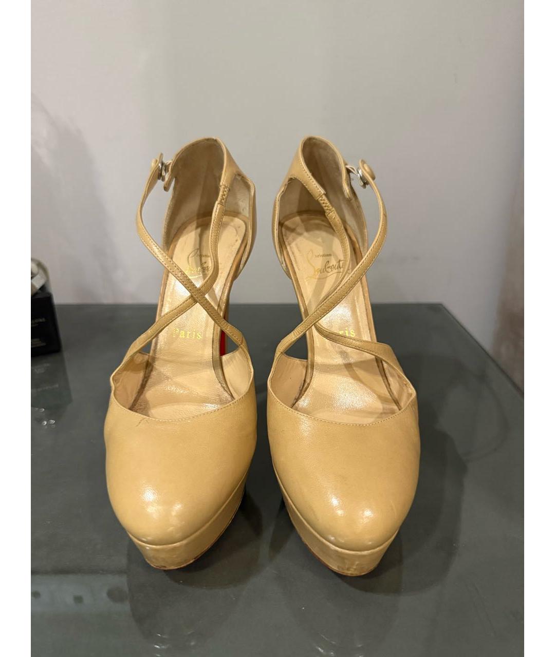 CHRISTIAN LOUBOUTIN Бежевые кожаные туфли, фото 2