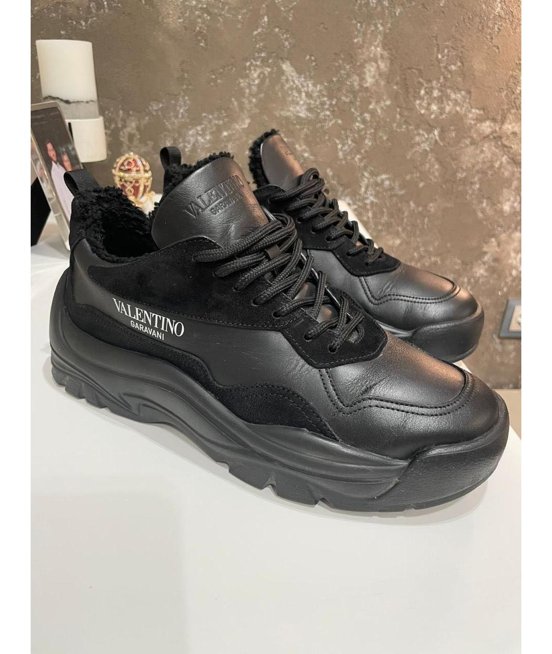 VALENTINO Черные кожаные низкие кроссовки / кеды, фото 2