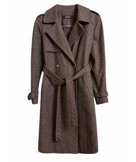 DKNY Пальто