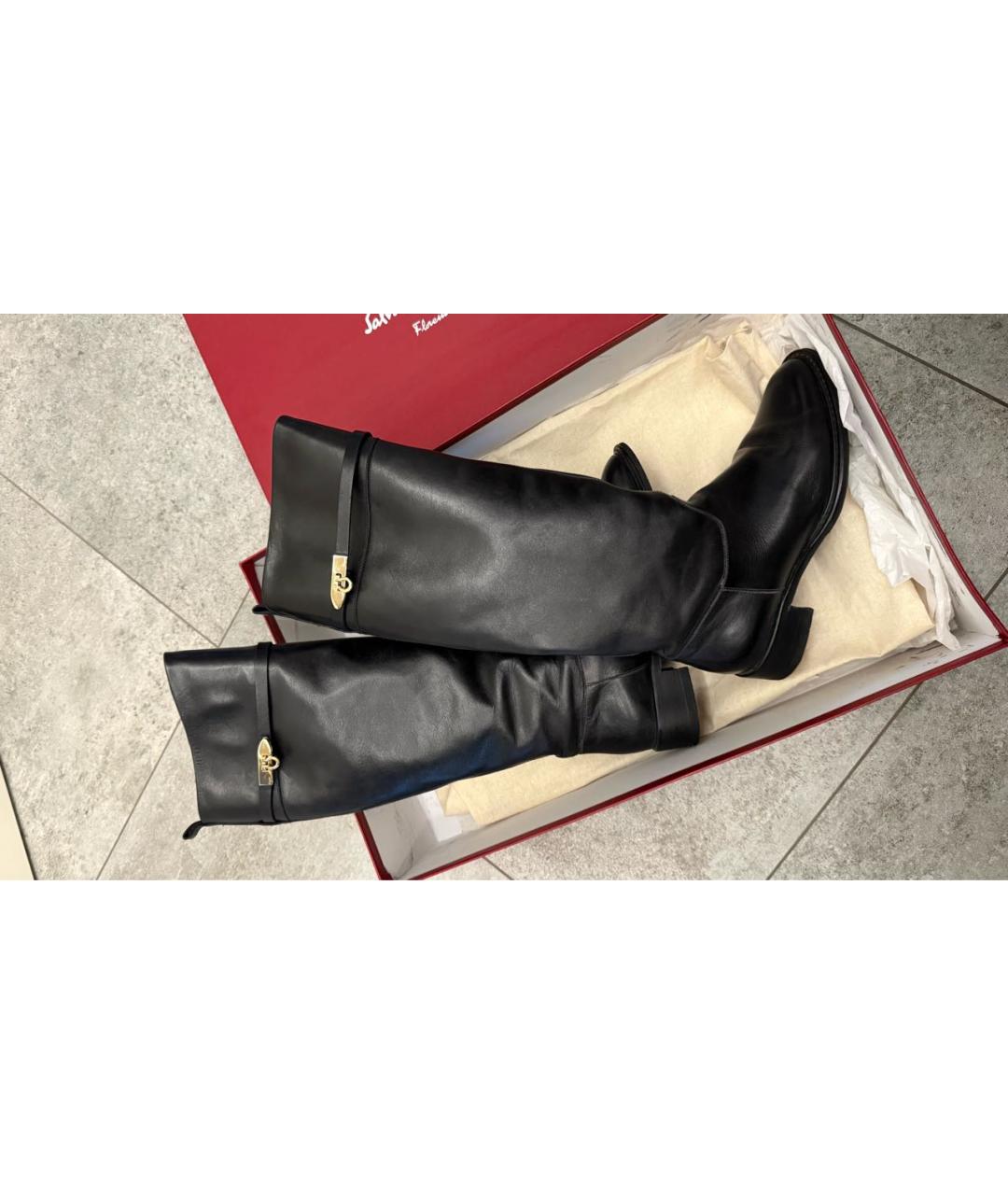 FERRAGAMO Черные кожаные сапоги, фото 5