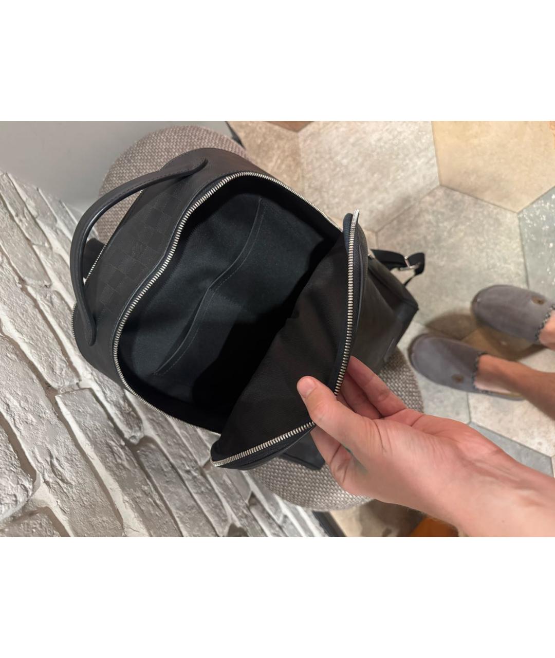 LOUIS VUITTON Черный рюкзак из экзотической кожи, фото 3