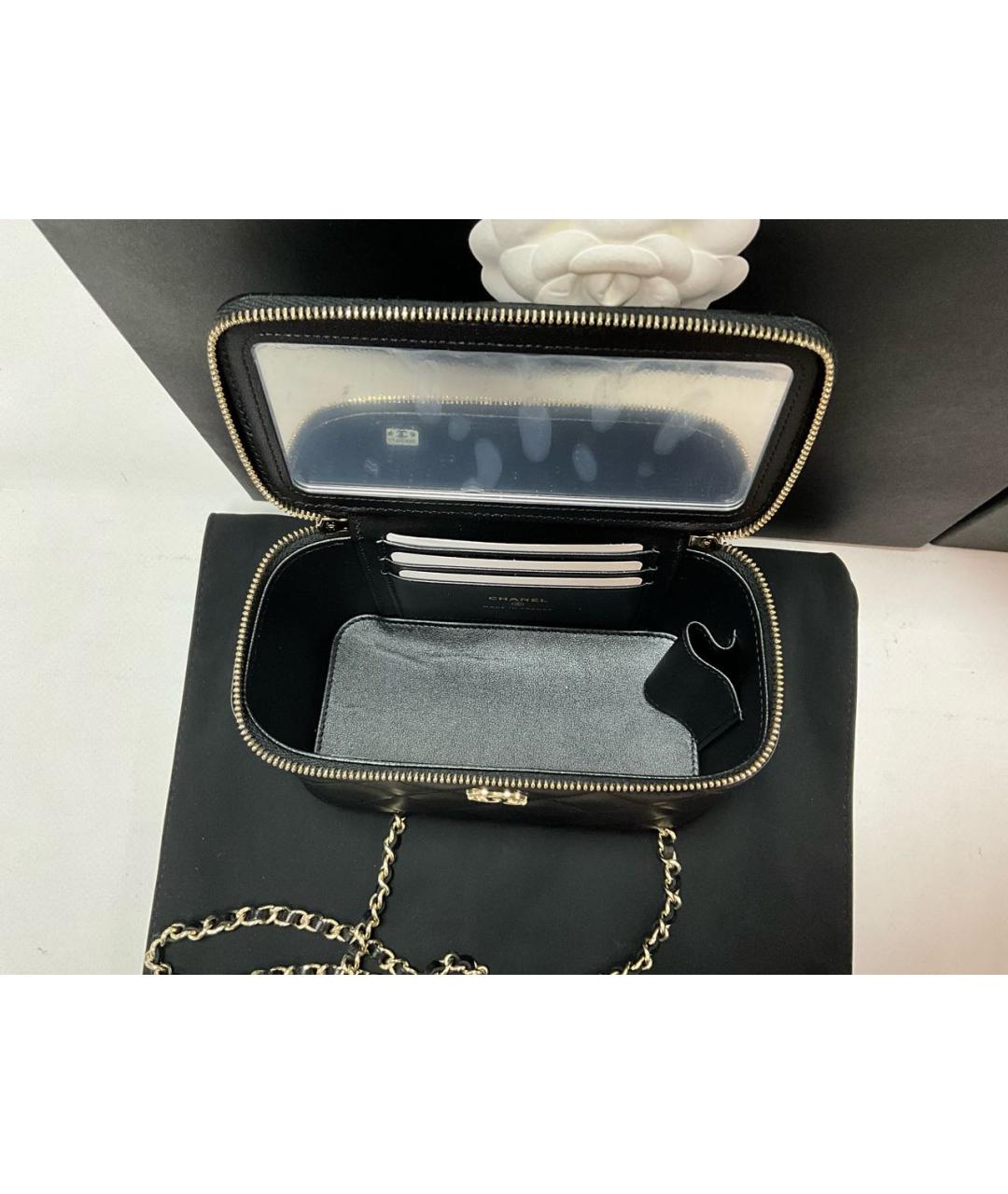 CHANEL Черная кожаная сумка с короткими ручками, фото 4