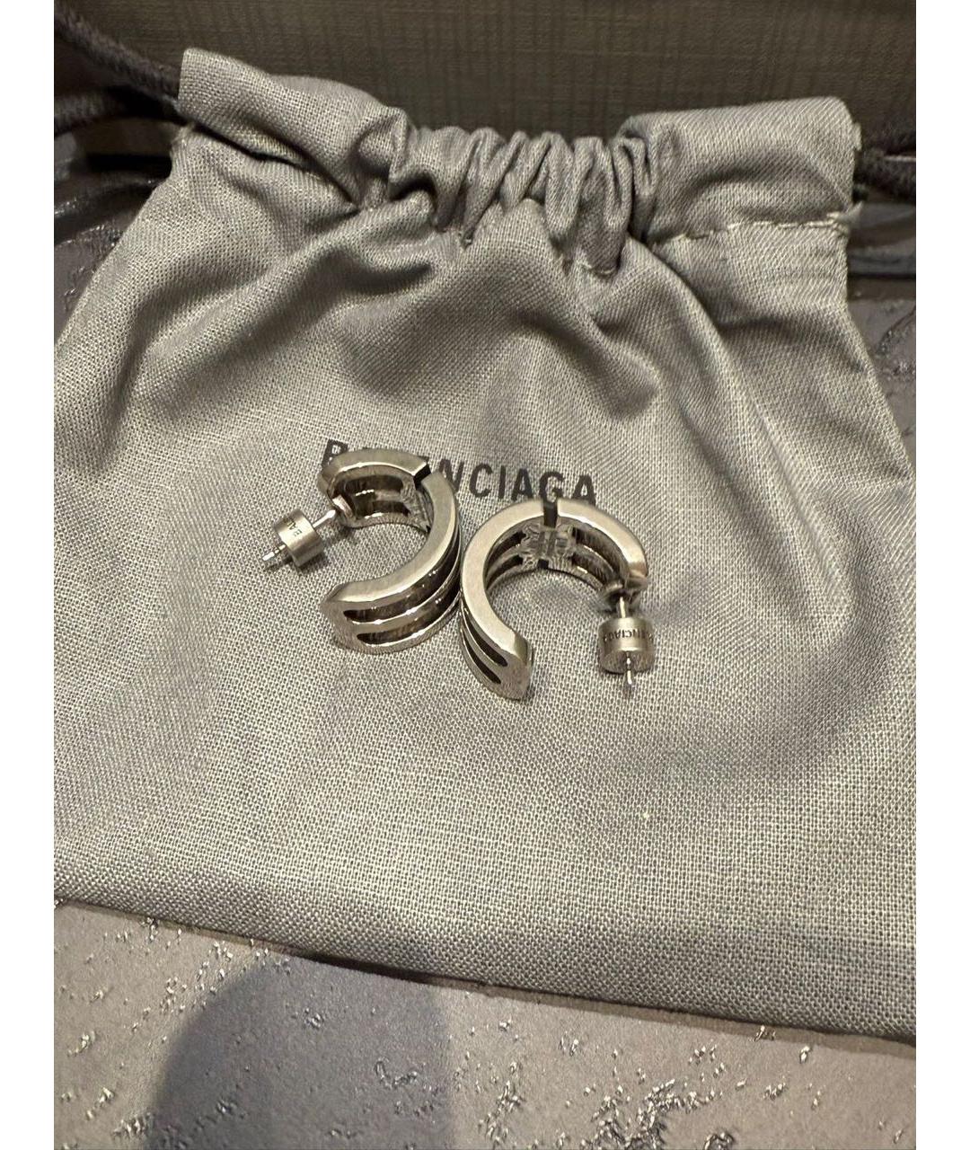 BALENCIAGA Серебряные металлические серьги, фото 4