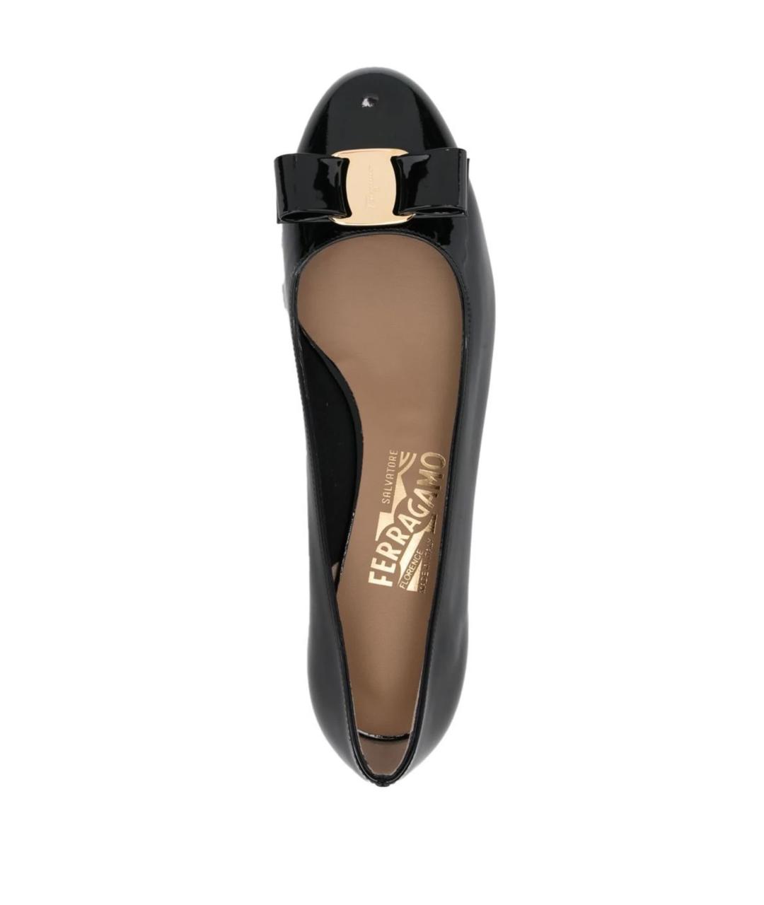 FERRAGAMO Черные туфли из лакированной кожи, фото 4