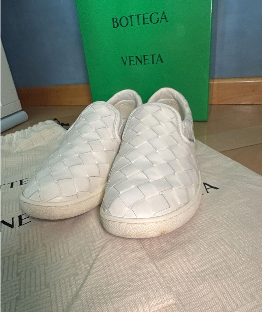 BOTTEGA VENETA Белые кожаные слипоны, фото 3