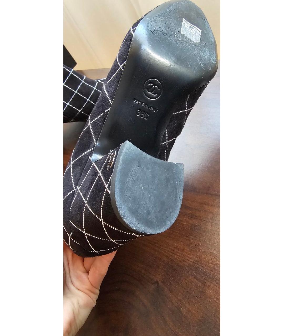 CHANEL Черные замшевые ботильоны, фото 7