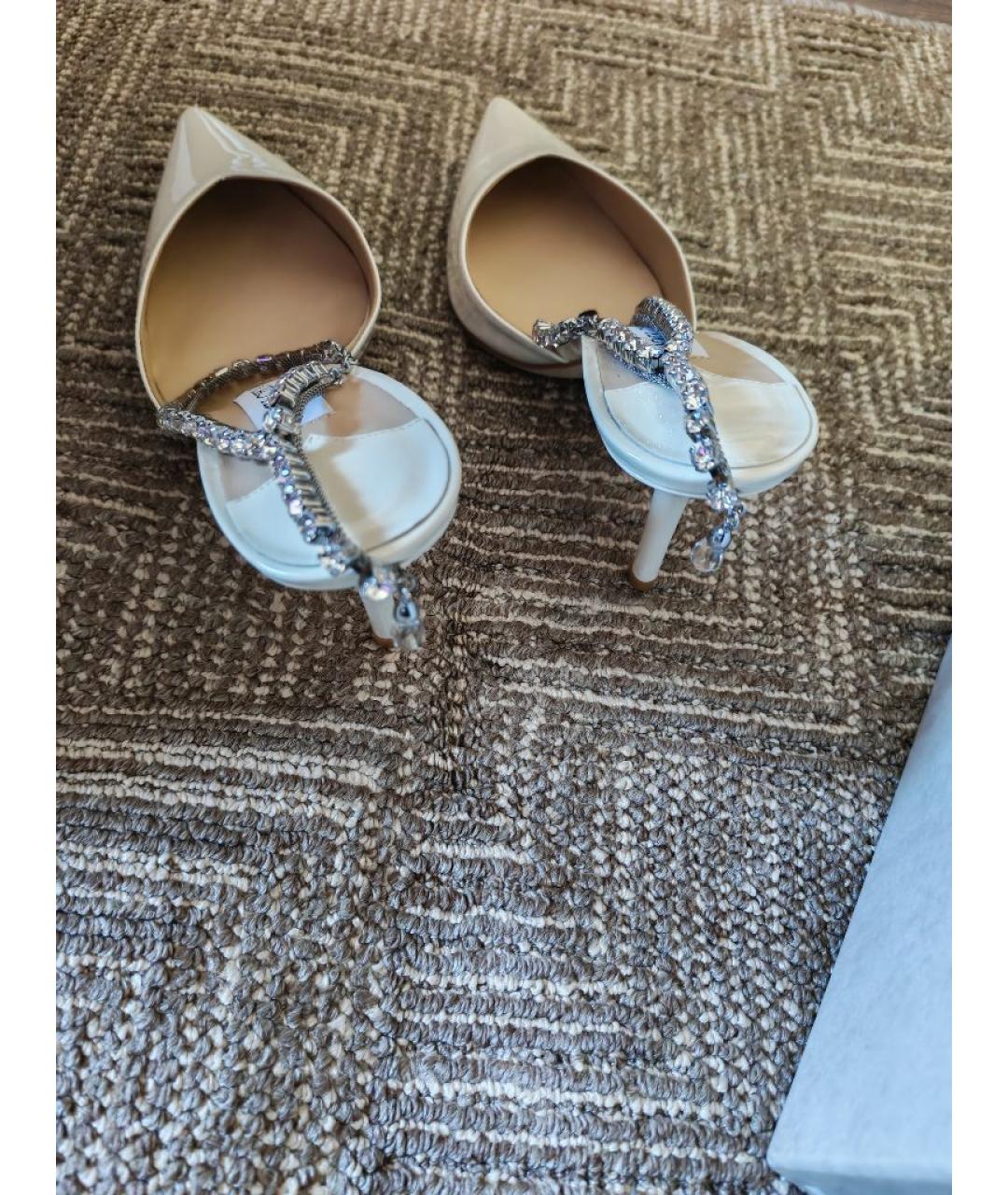 JIMMY CHOO Белые туфли из лакированной кожи, фото 4