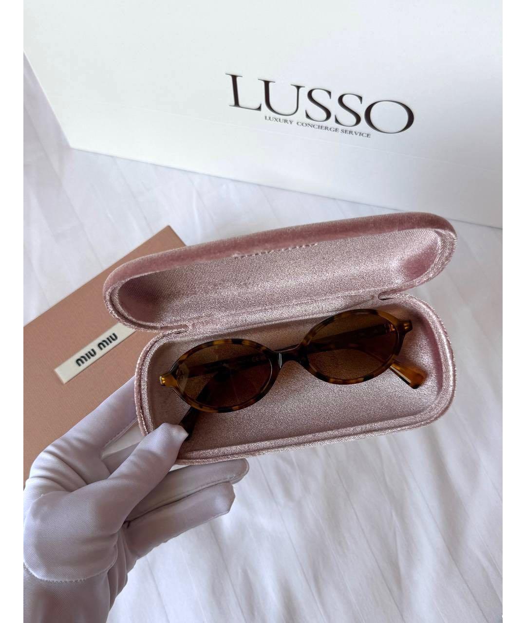 MIU MIU Коричневые пластиковые солнцезащитные очки, фото 6