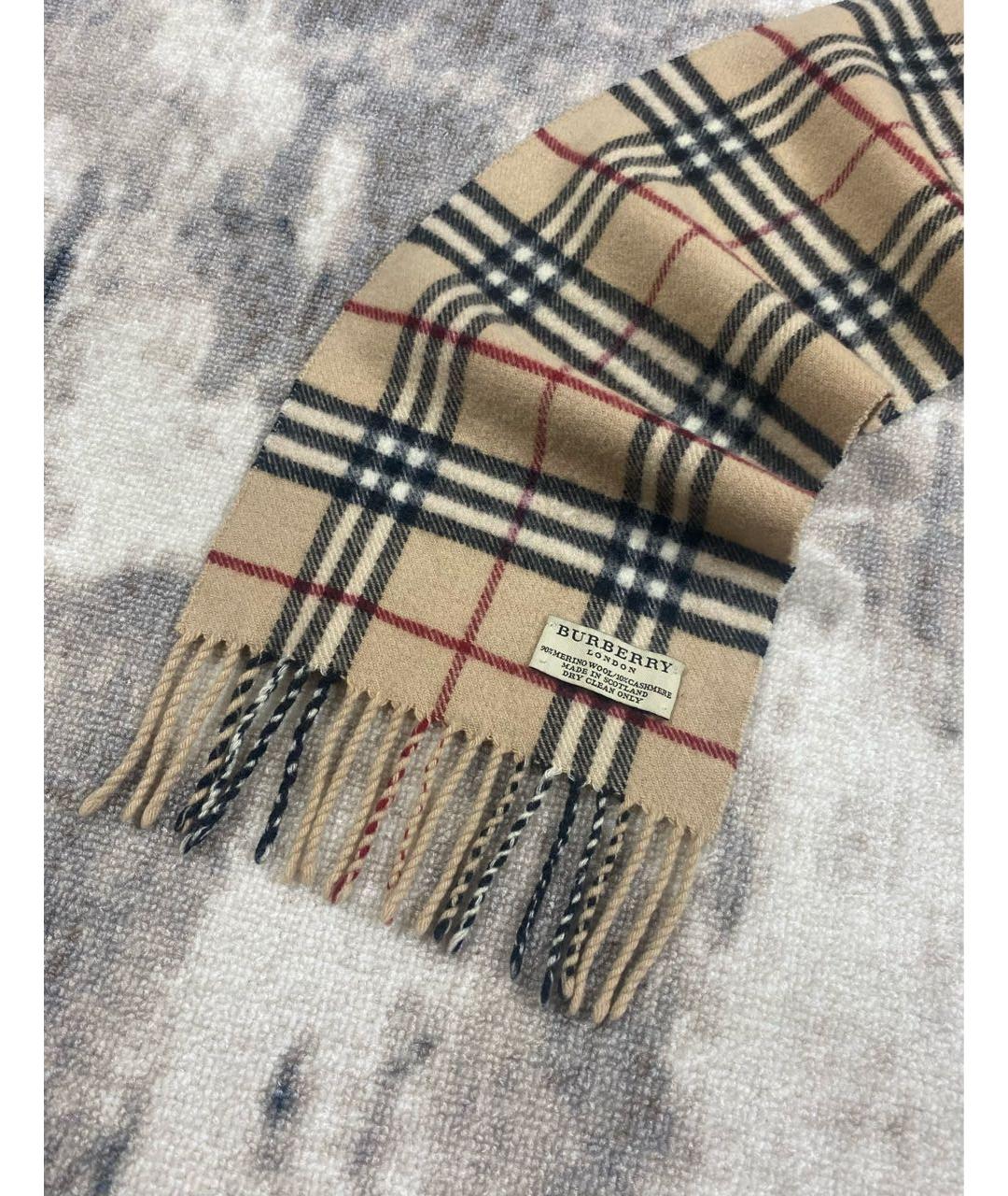 BURBERRY Бежевый шерстяной шарф, фото 2