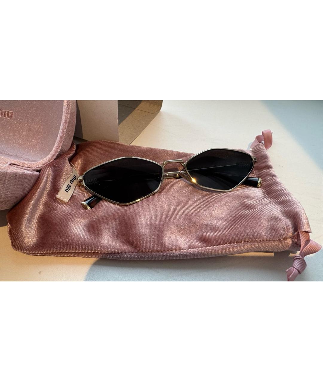 MIU MIU Черные пластиковые солнцезащитные очки, фото 8