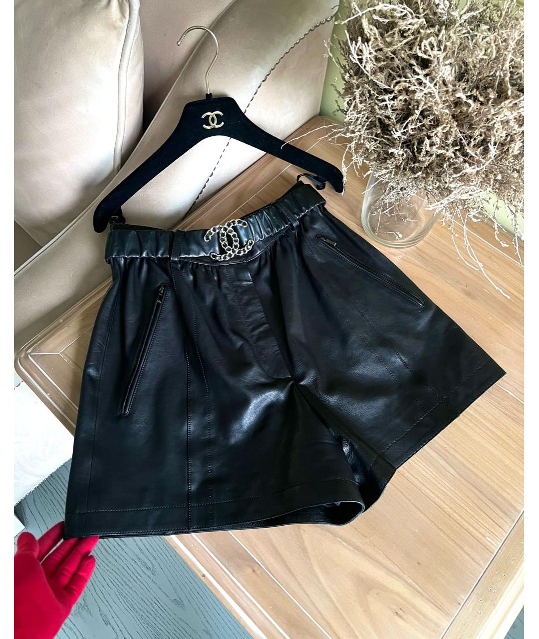 CHANEL Черные кожаные шорты, фото 3