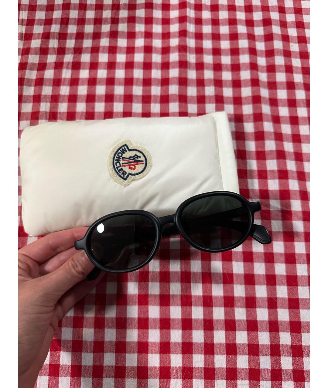 MONCLER Черные пластиковые солнцезащитные очки, фото 3