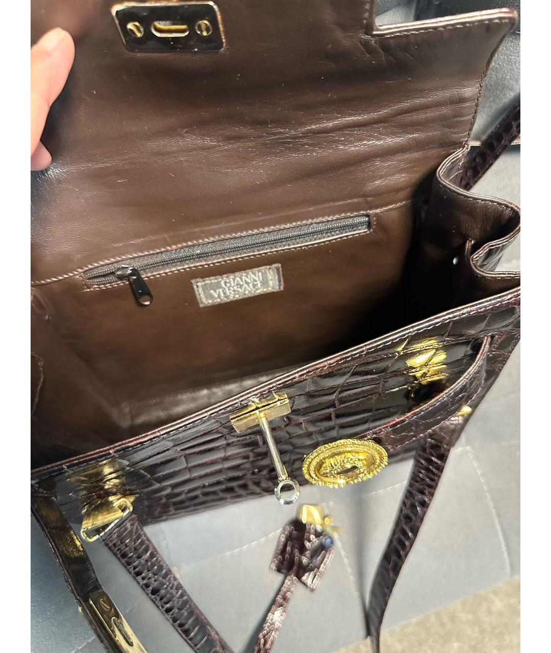 VERSACE Коричневая сумка через плечо из экзотической кожи, фото 3