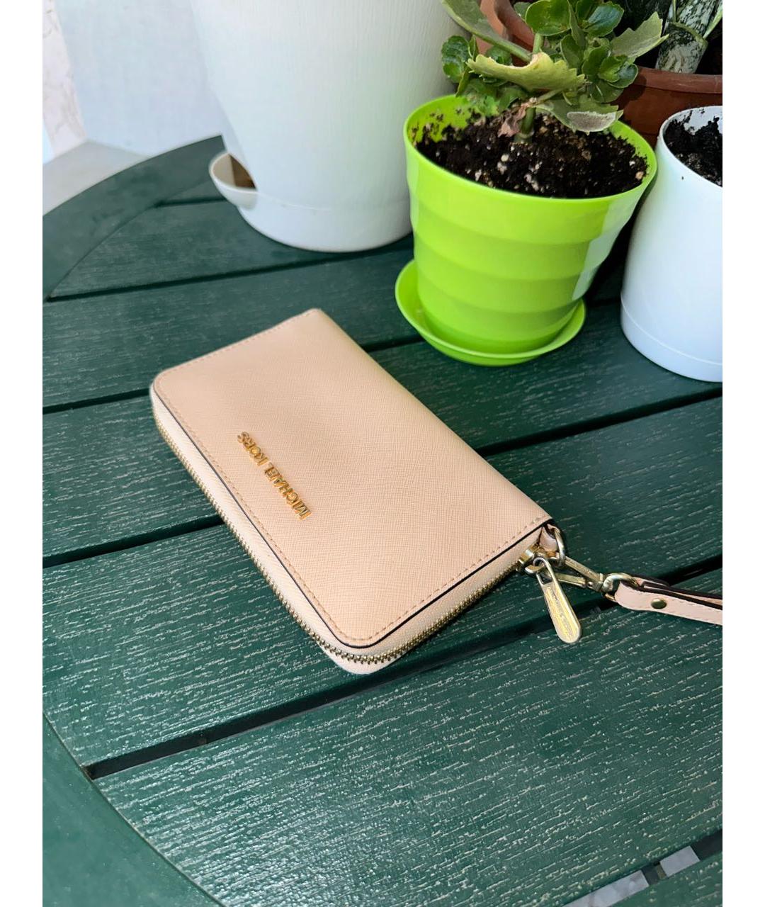 MICHAEL KORS Бежевый кожаный кошелек, фото 2