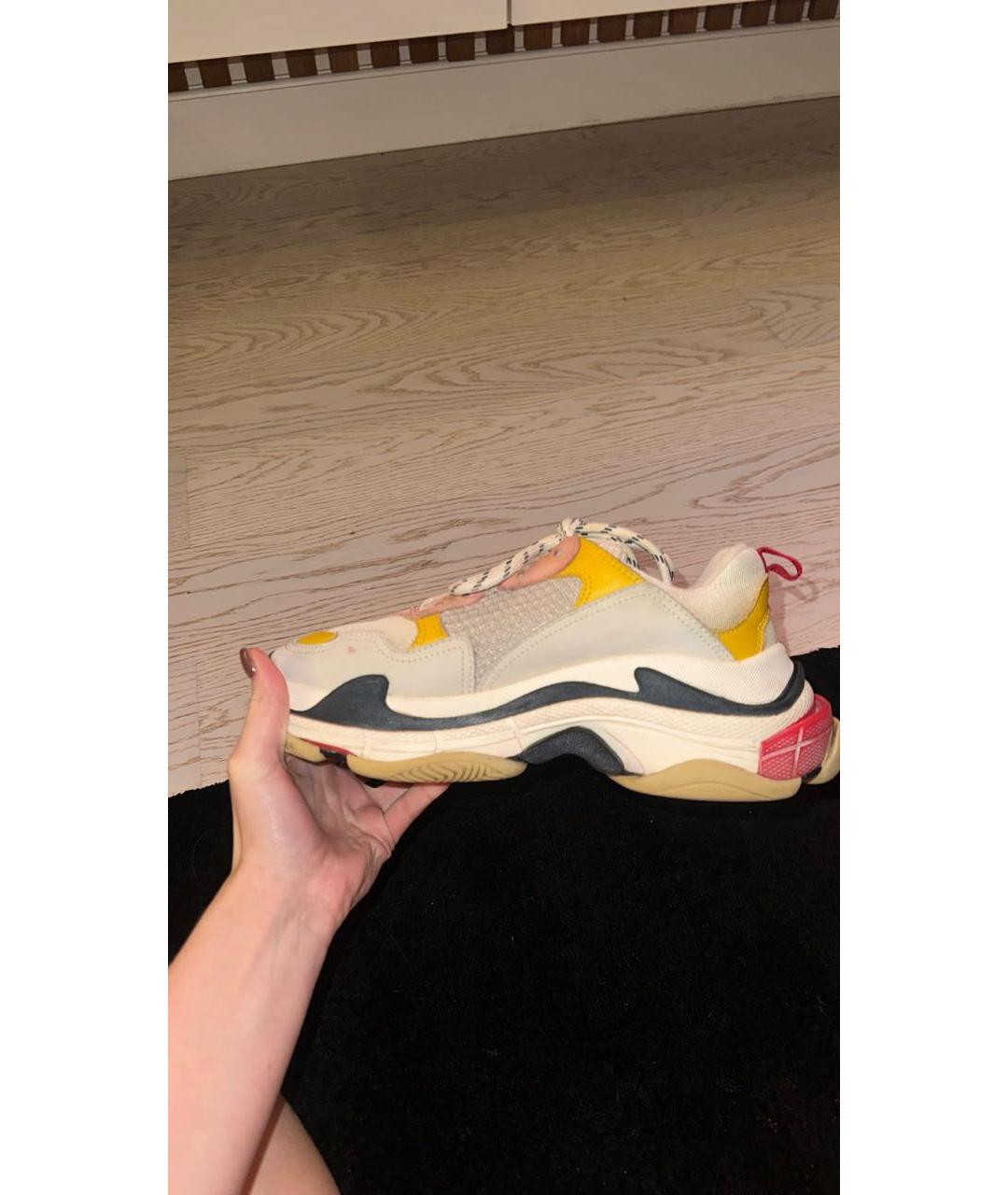 BALENCIAGA Кроссовки, фото 3