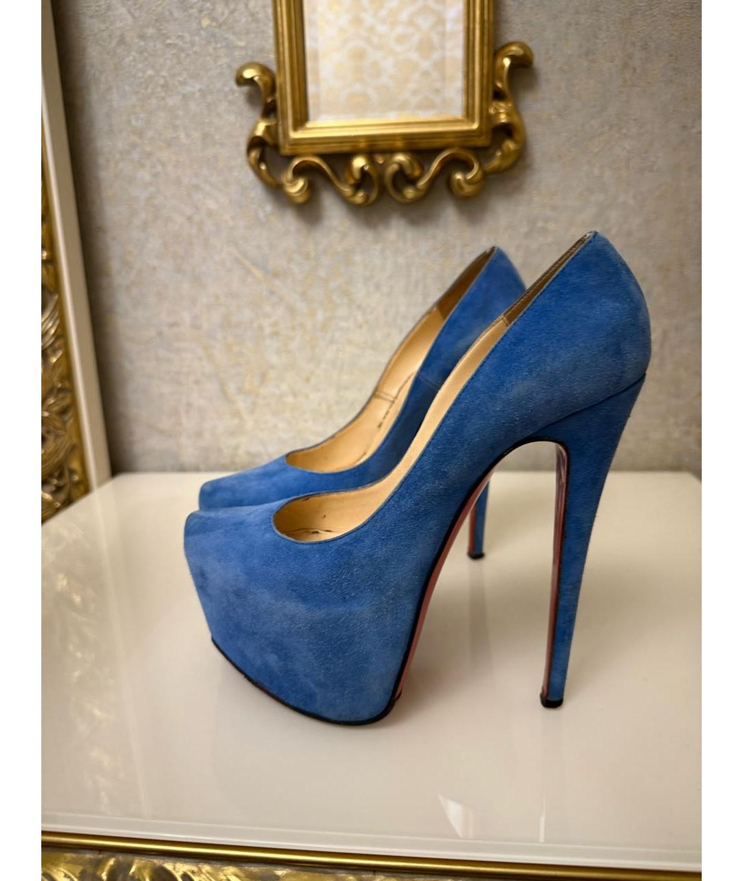CHRISTIAN LOUBOUTIN Голубые замшевые туфли, фото 3