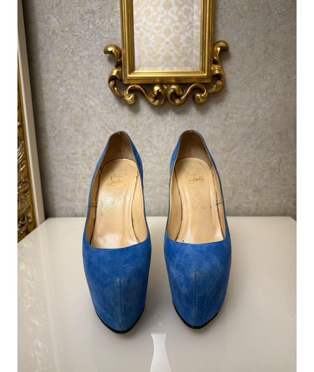 CHRISTIAN LOUBOUTIN Голубые замшевые туфли, фото 2
