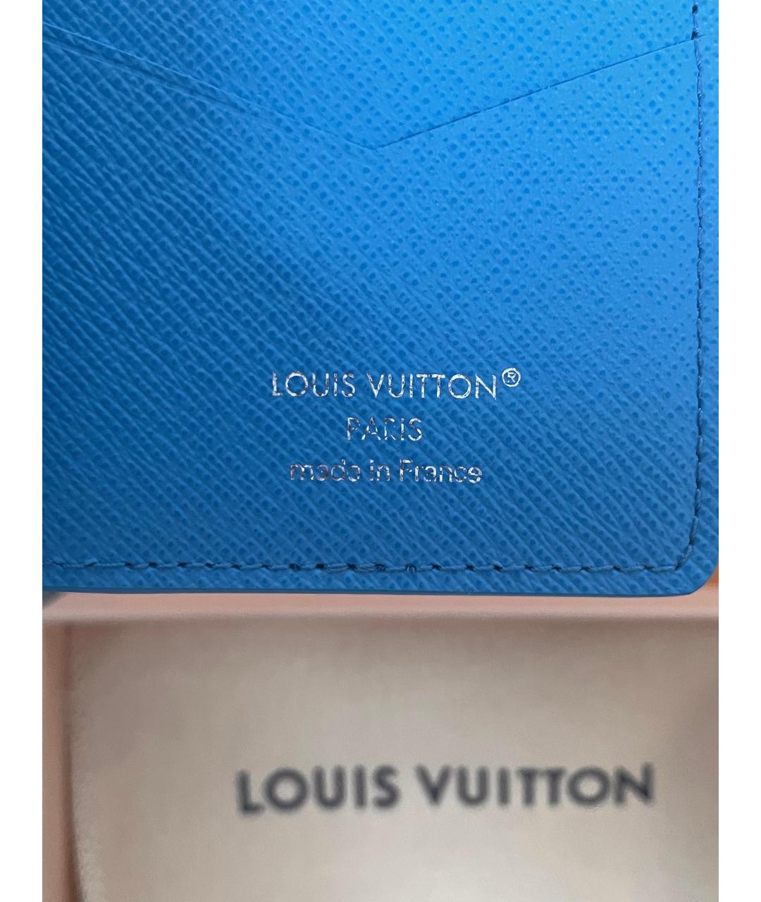 LOUIS VUITTON Голубой кожаный кардхолдер, фото 4
