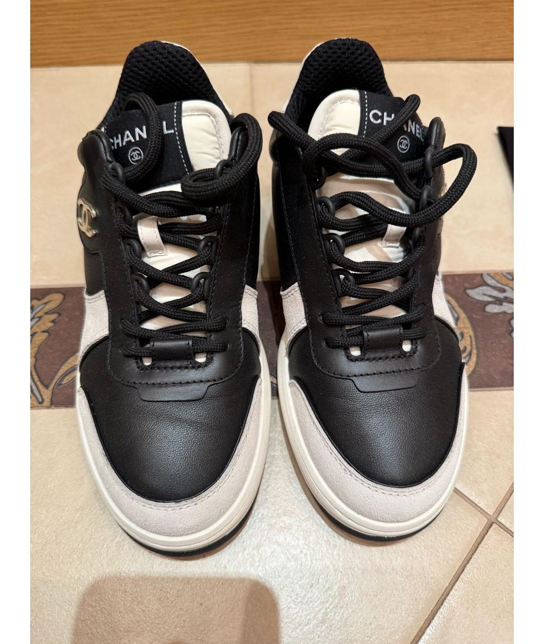 CHANEL Черные кожаные кроссовки, фото 2