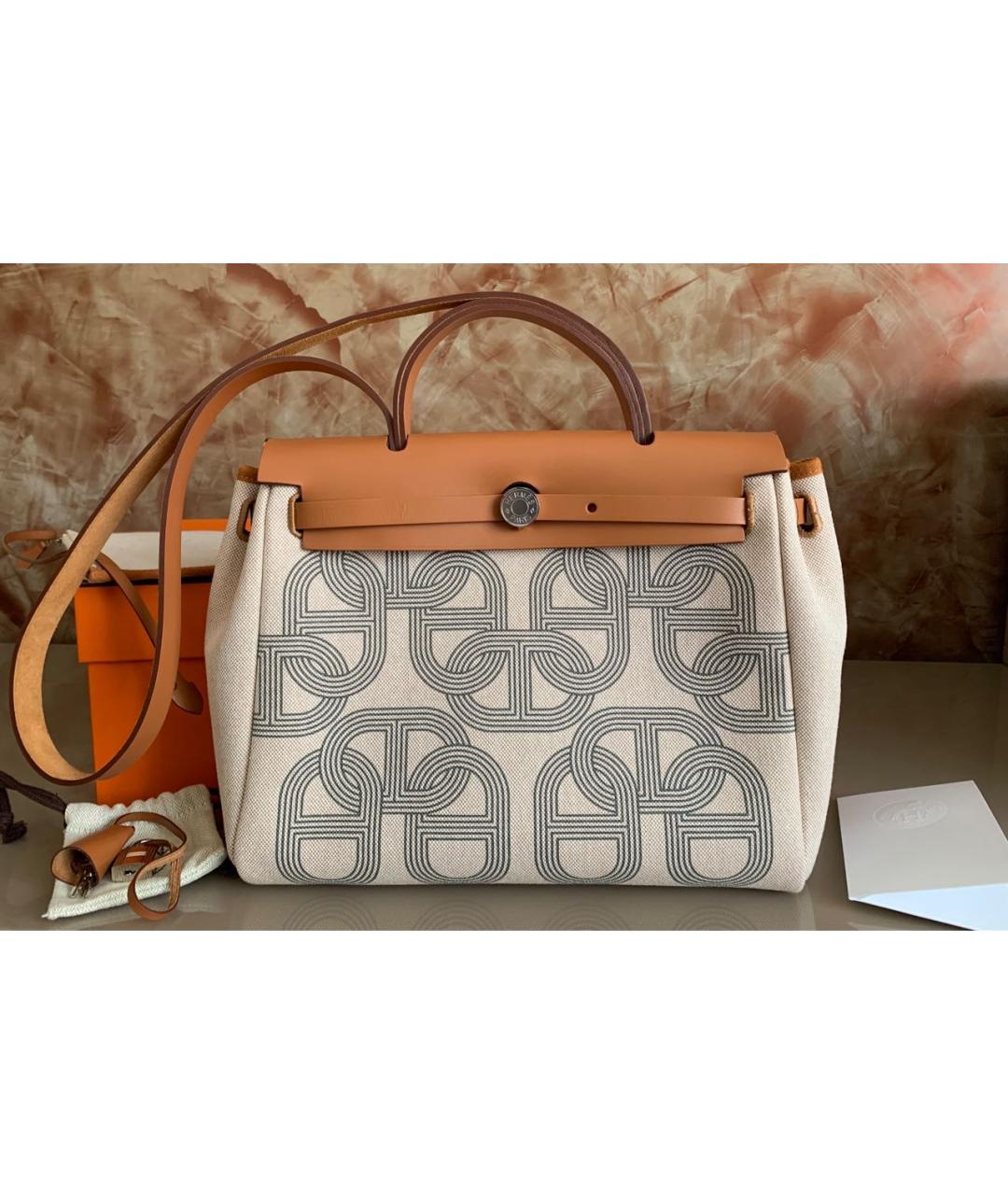 HERMES Коричневая кожаная сумка с короткими ручками, фото 8