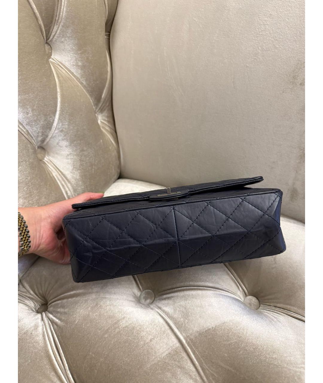 CHANEL Темно-синяя кожаная сумка через плечо, фото 7