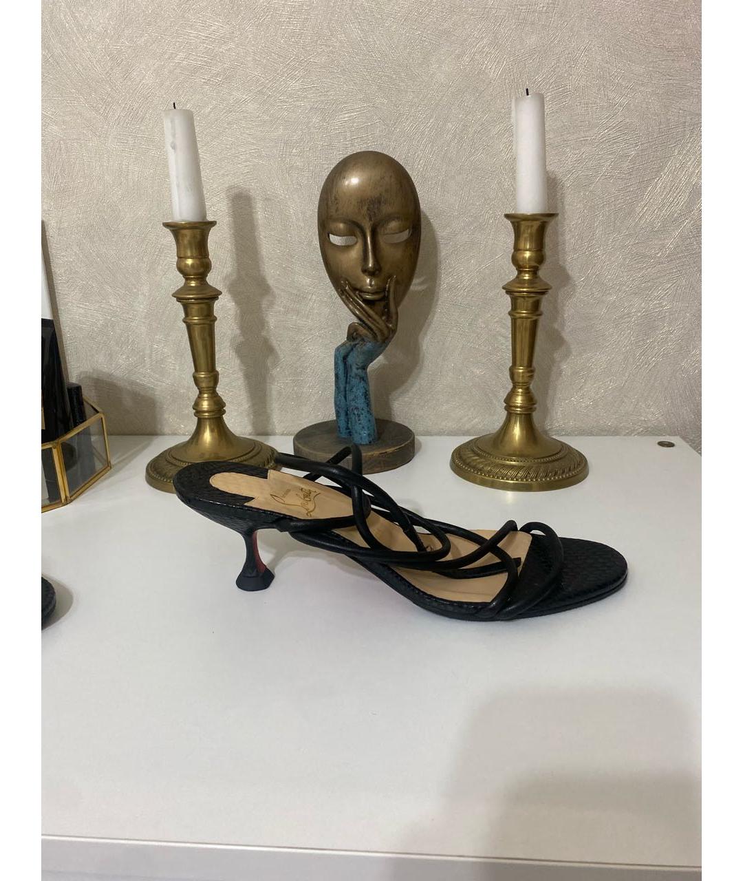 CHRISTIAN LOUBOUTIN Черные кожаные босоножки, фото 5