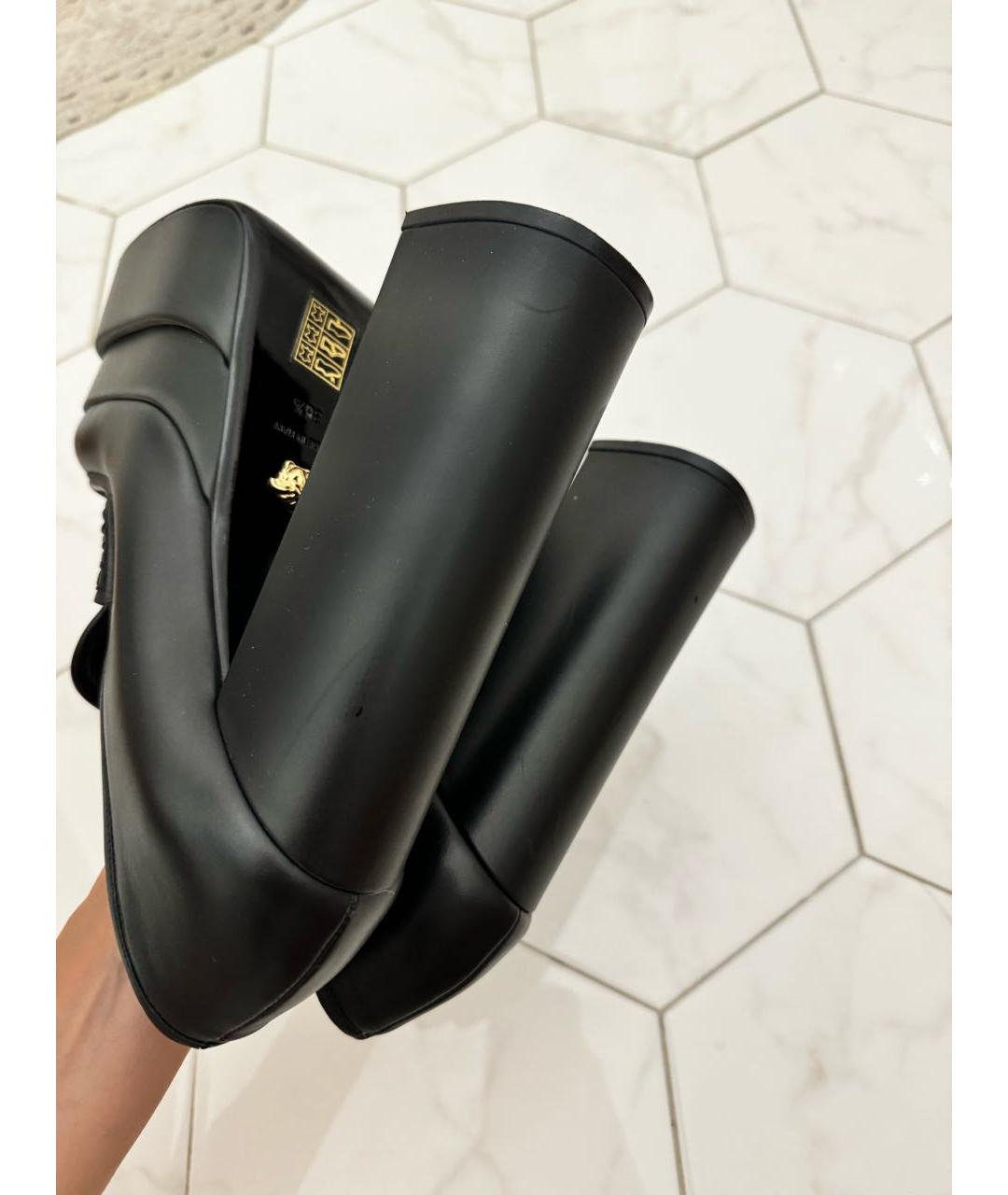 VERSACE Черные туфли из лакированной кожи, фото 6