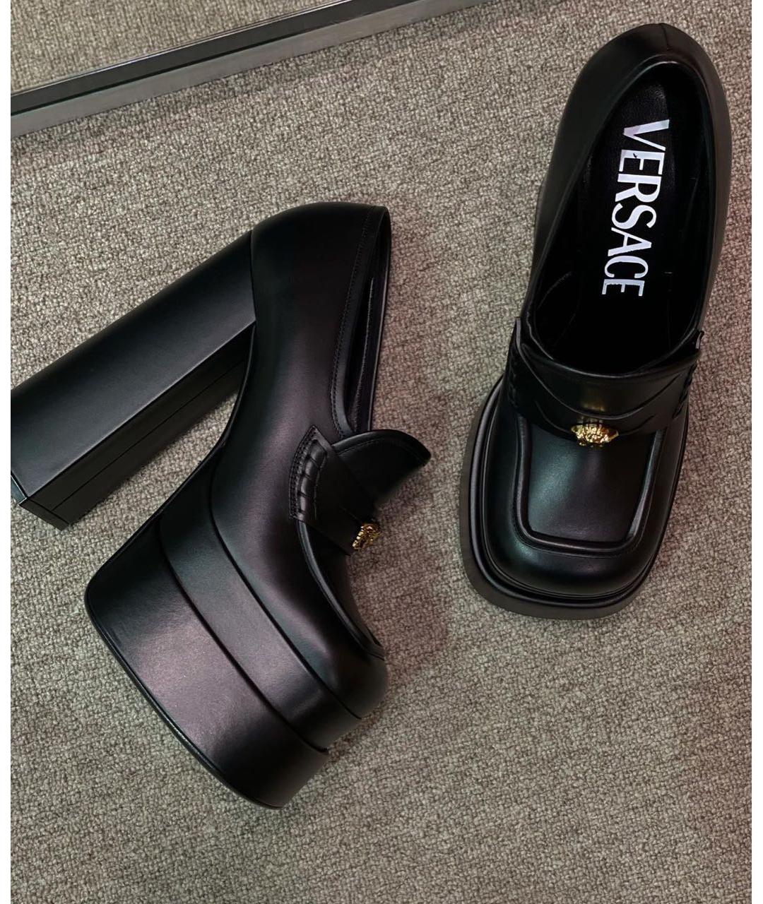 VERSACE Черные туфли из лакированной кожи, фото 9