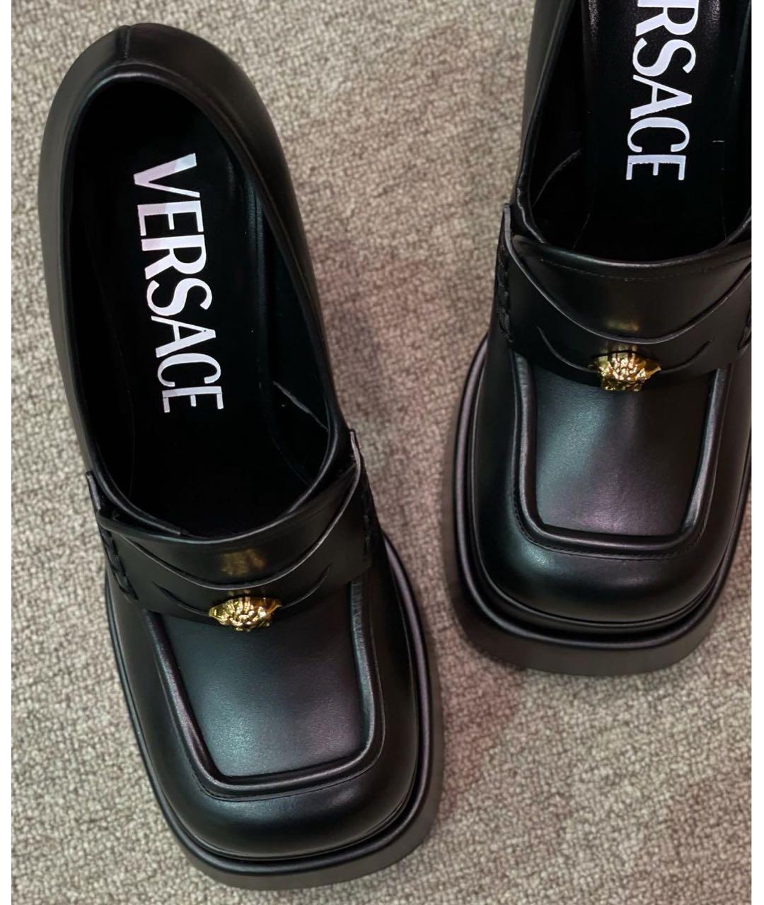 VERSACE Черные туфли из лакированной кожи, фото 2