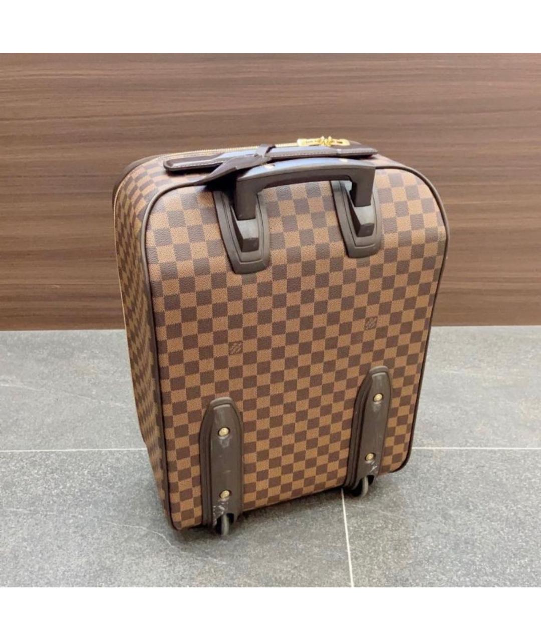 LOUIS VUITTON Коричневый кожаный чемодан, фото 3
