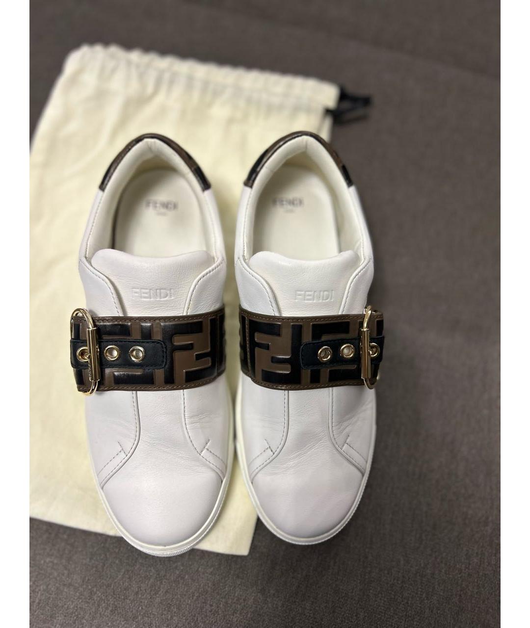 FENDI Белые кожаные слипоны, фото 2