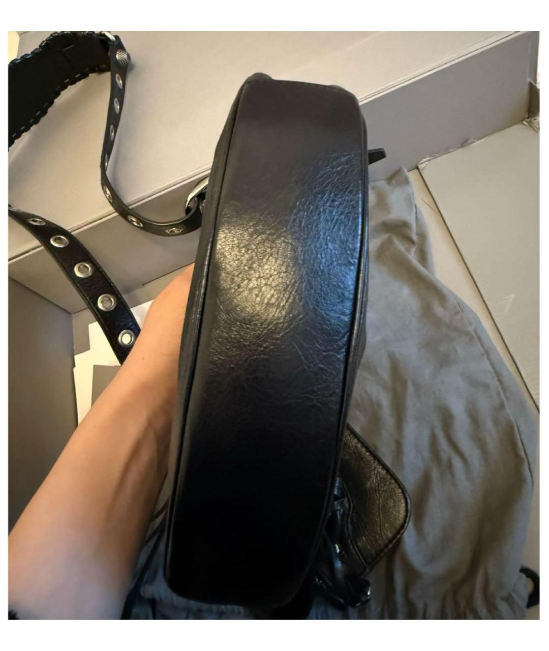 BALENCIAGA Черная кожаная сумка через плечо, фото 2